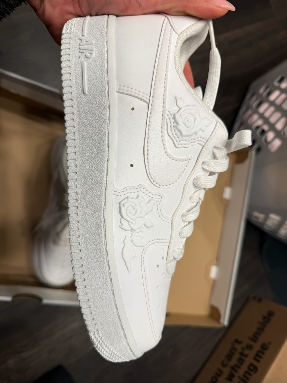 White Women's Floral Embossed Low-Top Sneaker